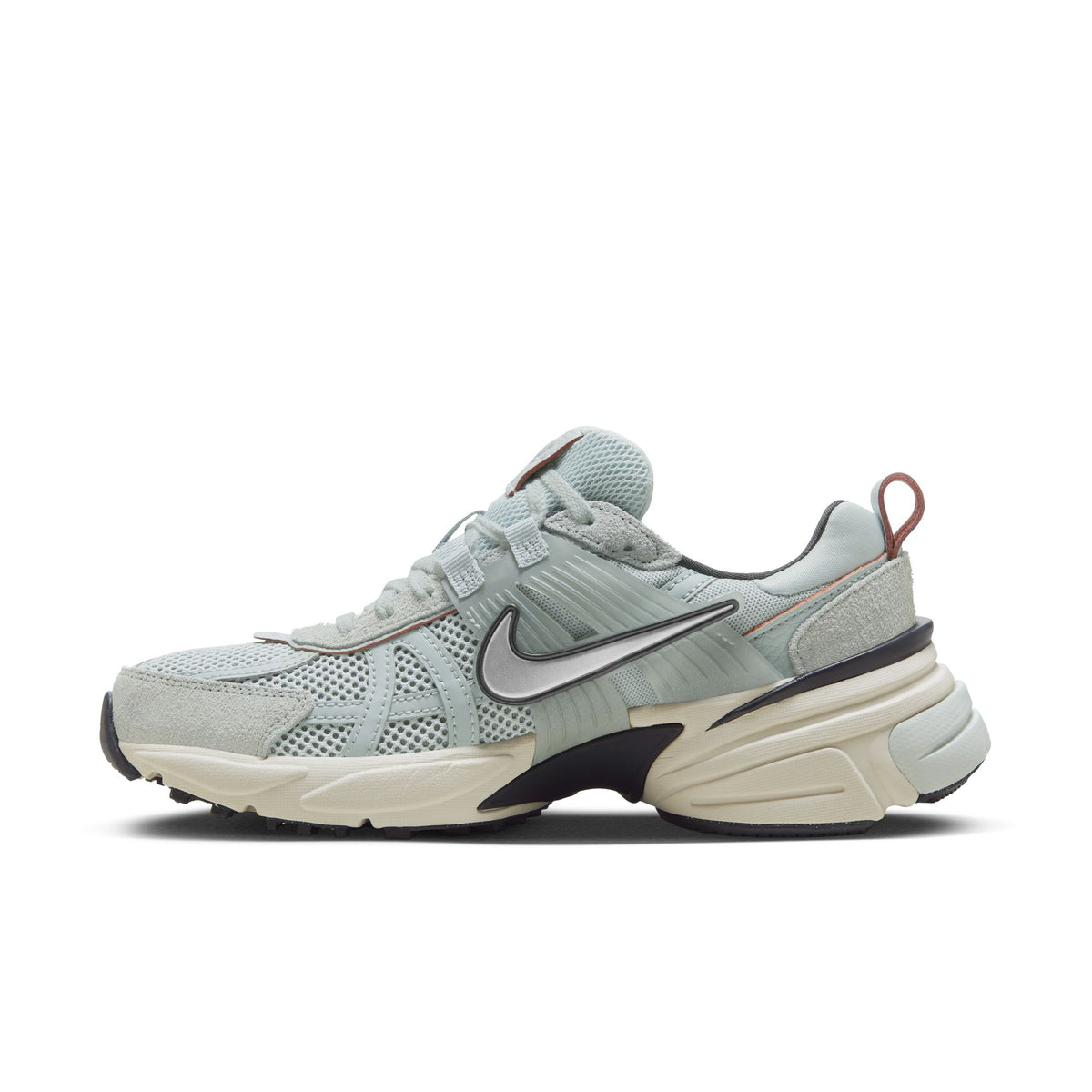 Women's V2K Run Light Pumice/Chrome – Complex Clothing Inc.