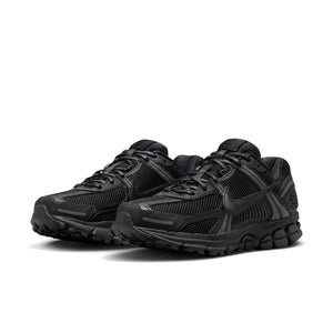 Zoom Vomero 5 "Black/Black"