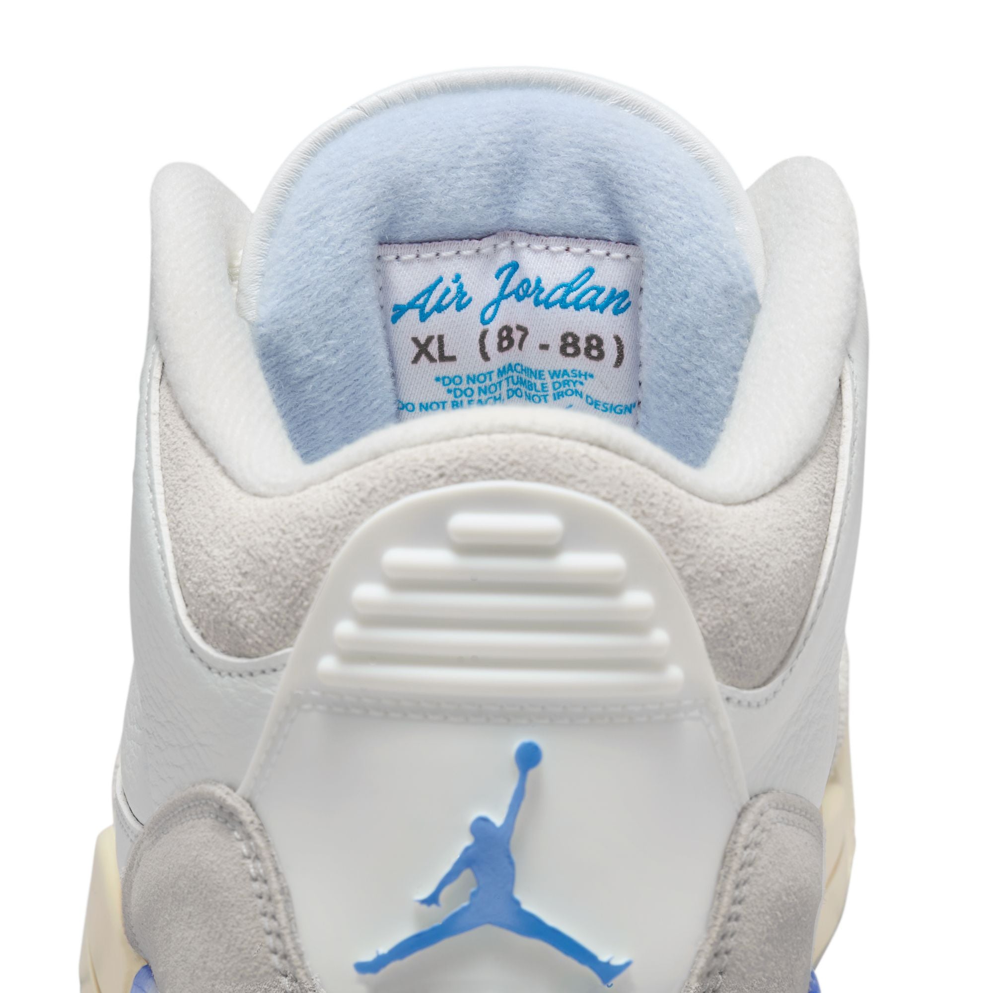 Air Jordan 3 Retro "Lucky Shorts"