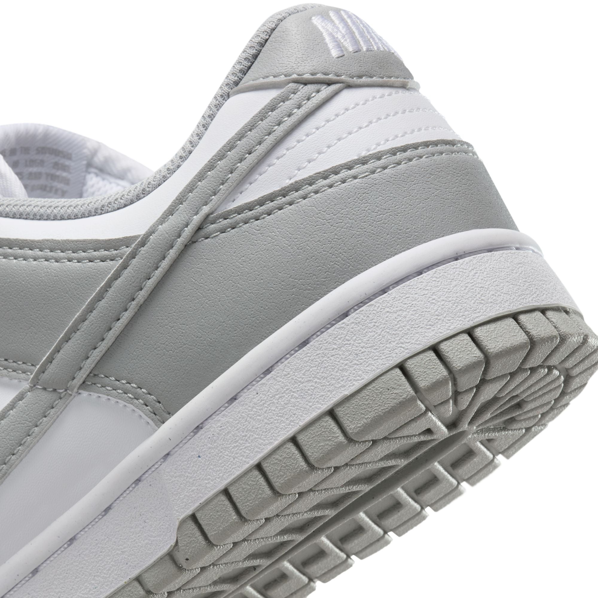 Women's Dunk Low Next Nature White/Lt Smoke Grey