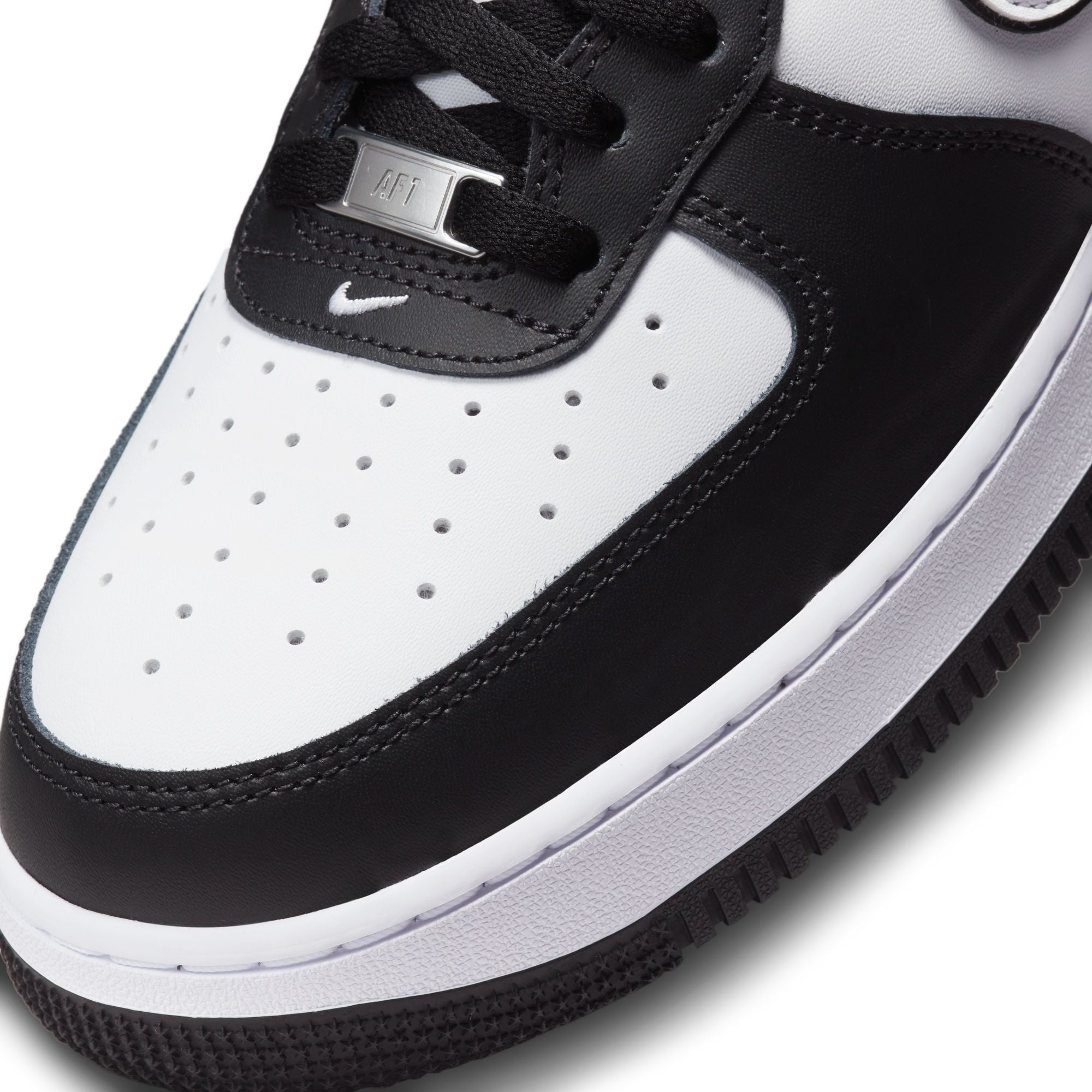 Air Force 1 '07 Low  Black/White/Black