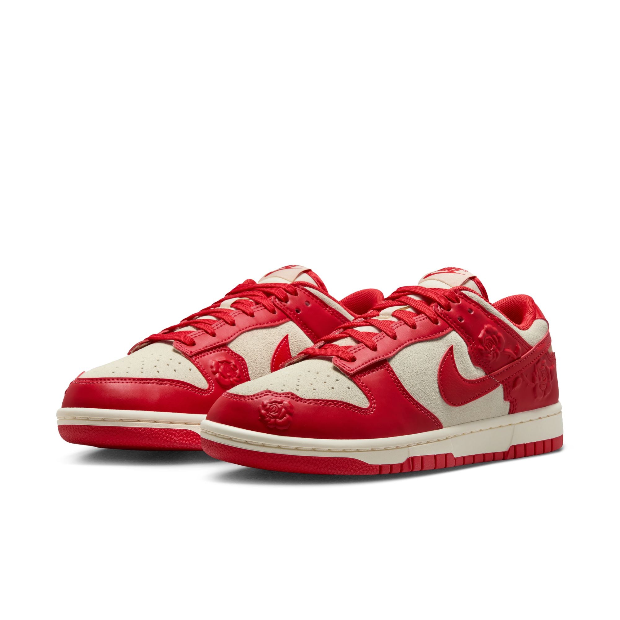 Women's Dunk Low "Red Roses"