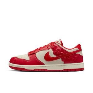 Women's Dunk Low "Red Roses"