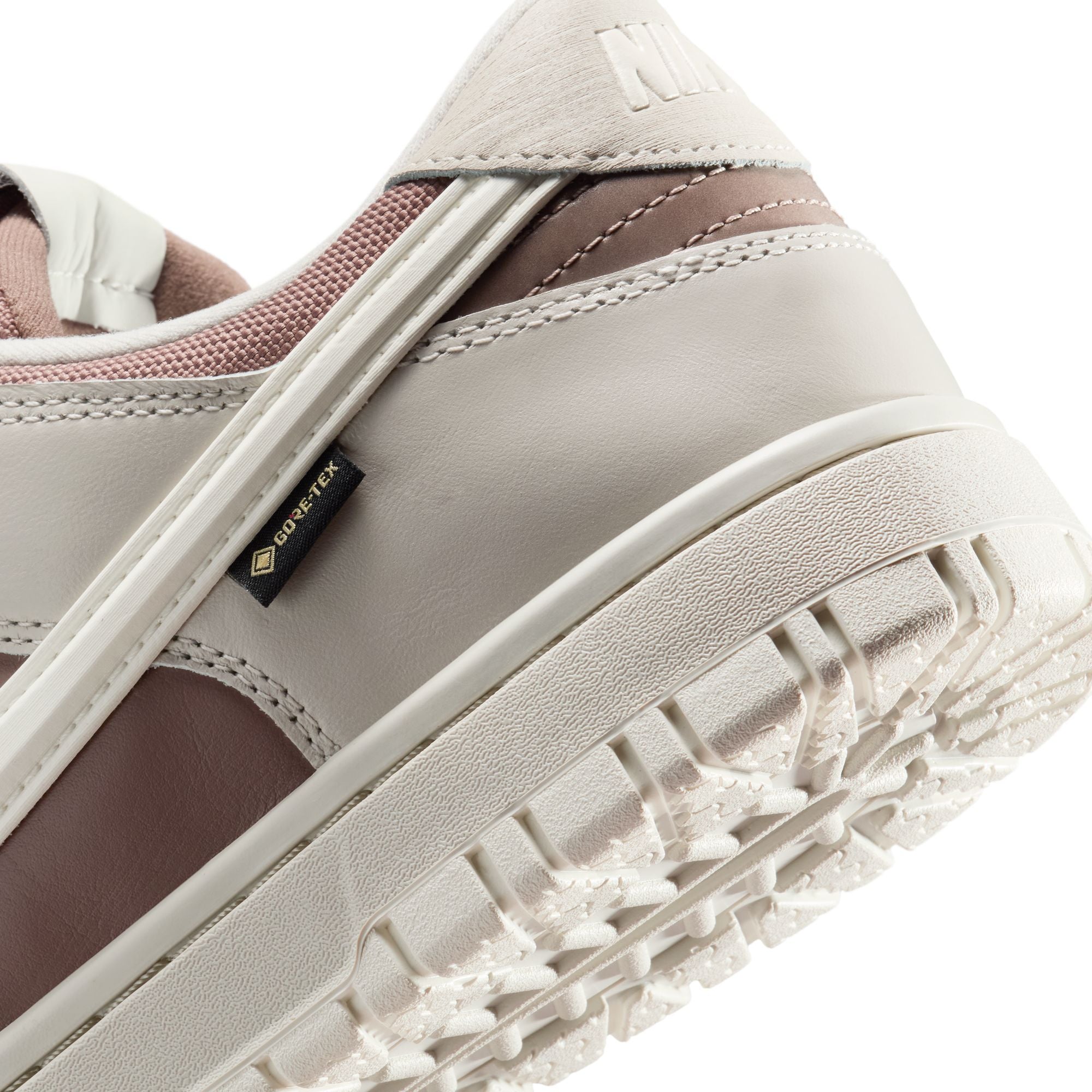 Dunk Low GORETEX Light Bone/Sail