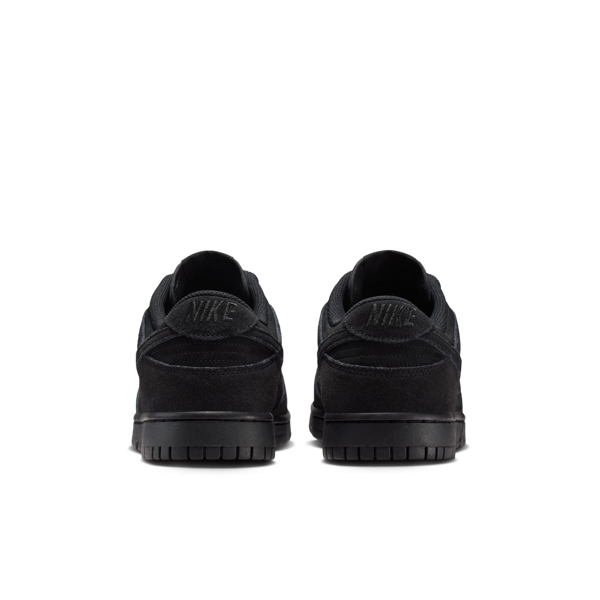 Dunk Low SE Triple Black Suede