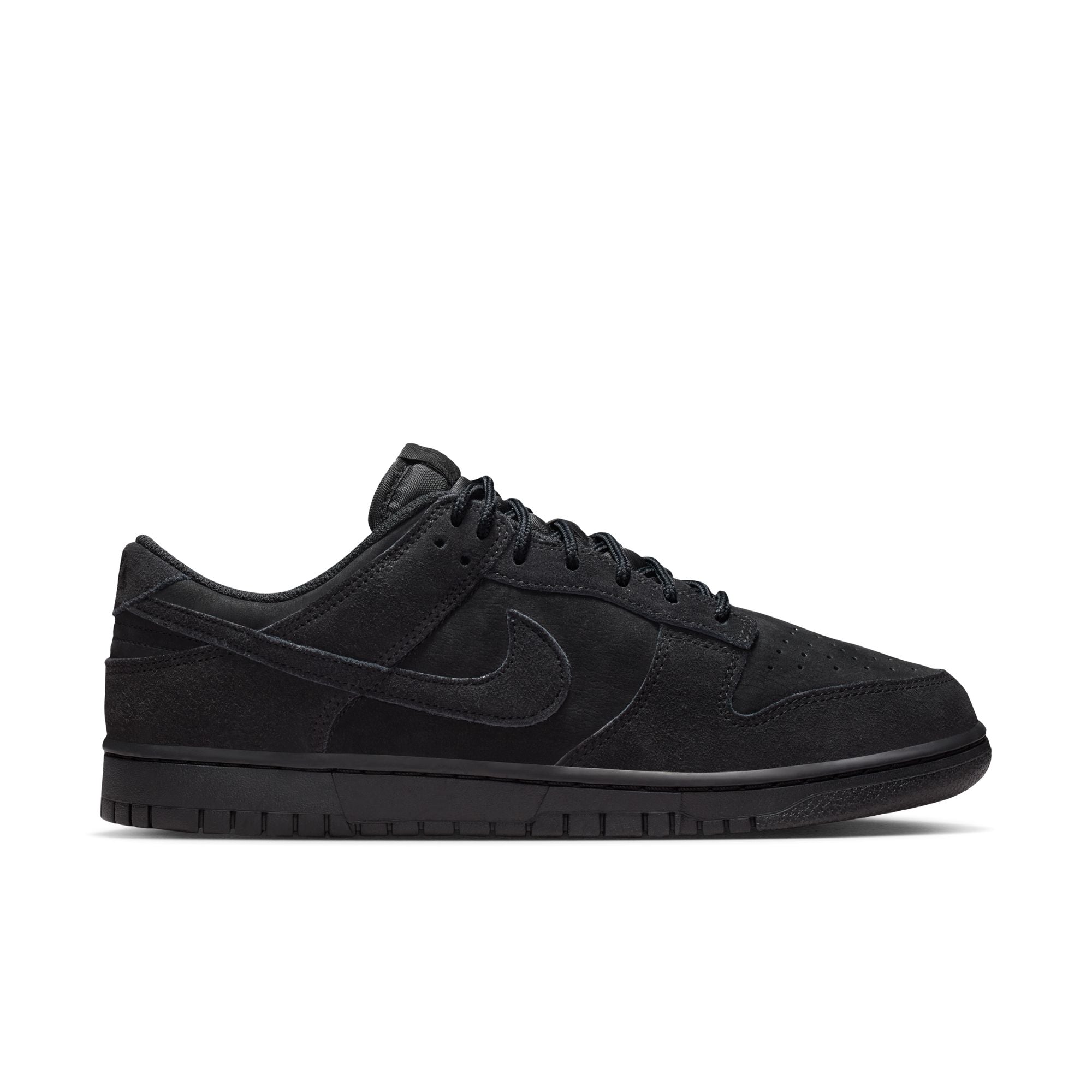 Dunk Low SE Triple Black Suede