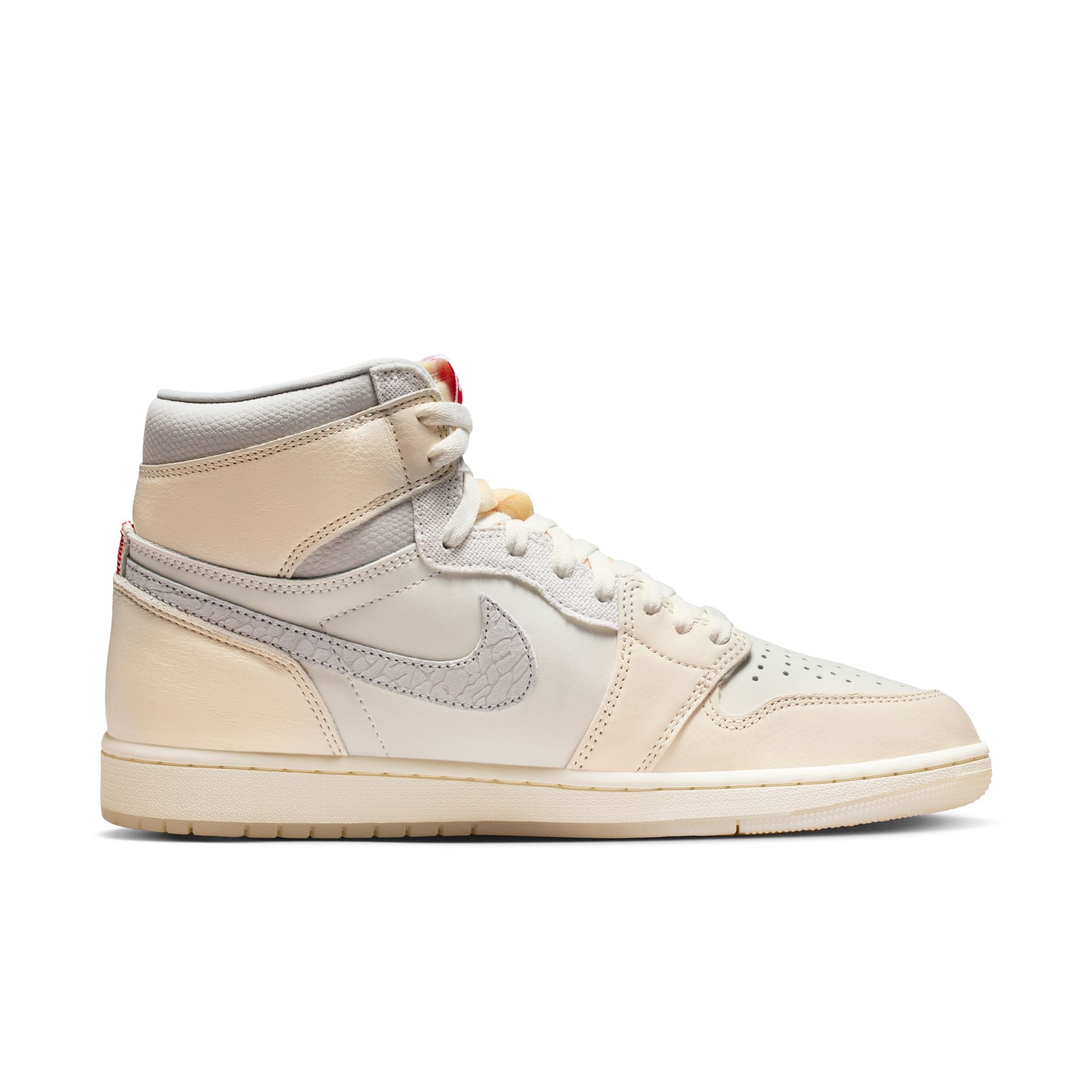 Air Jordan 1 Retro High OG "Sail University Red"