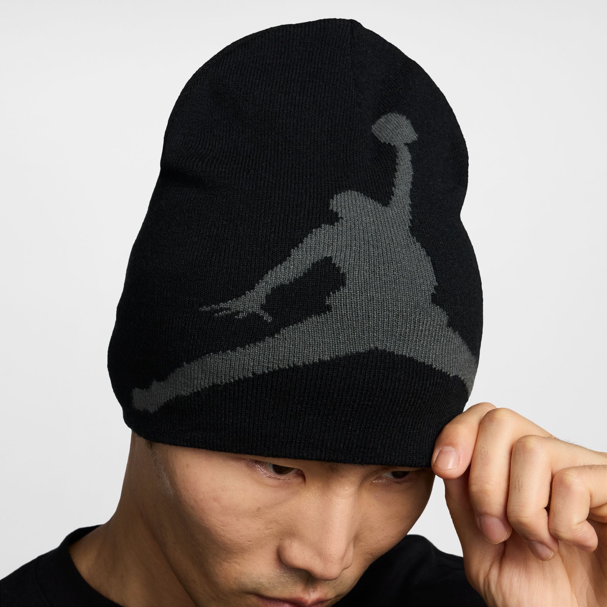 Brooklyn Peak Beanie Black