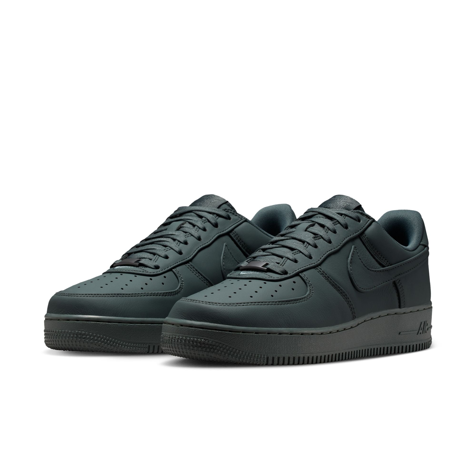 Air Force 1 Low Retro Premium Bomber Grey