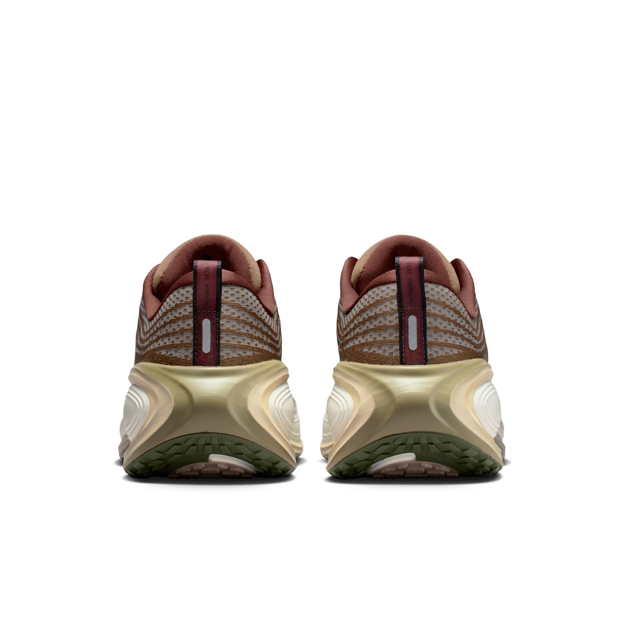 Vomero Plus QS "Off Noir"