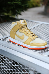 Dunk Hi Retro PRM "Team Gold/Wheat Gold-Team Gold"