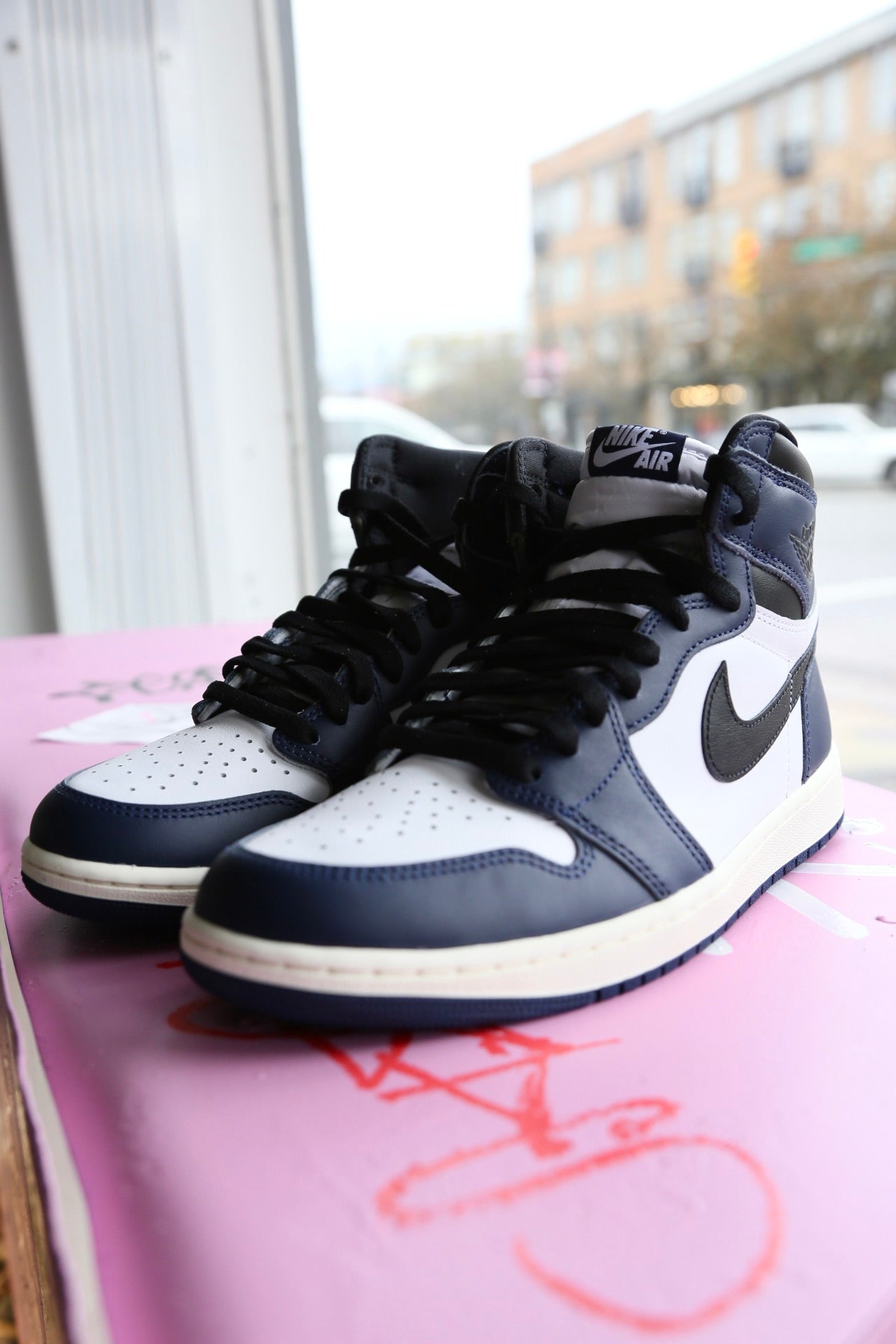 Air Jordan 1 Retro High OG "Midnight Navy"