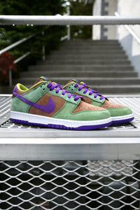 Dunk Low SP "Veneer/Deep Purple"