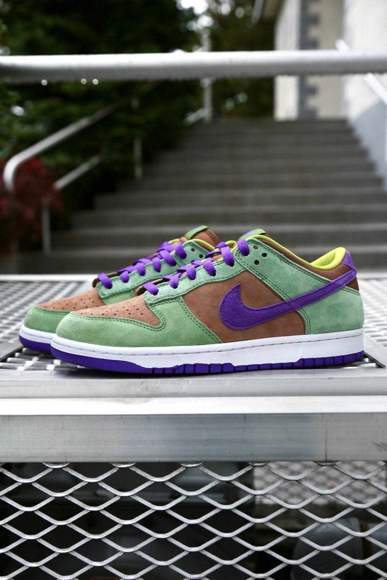 Dunk Low SP "Veneer/Deep Purple"