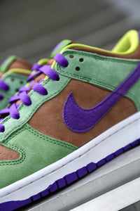 Dunk Low SP "Veneer/Deep Purple"