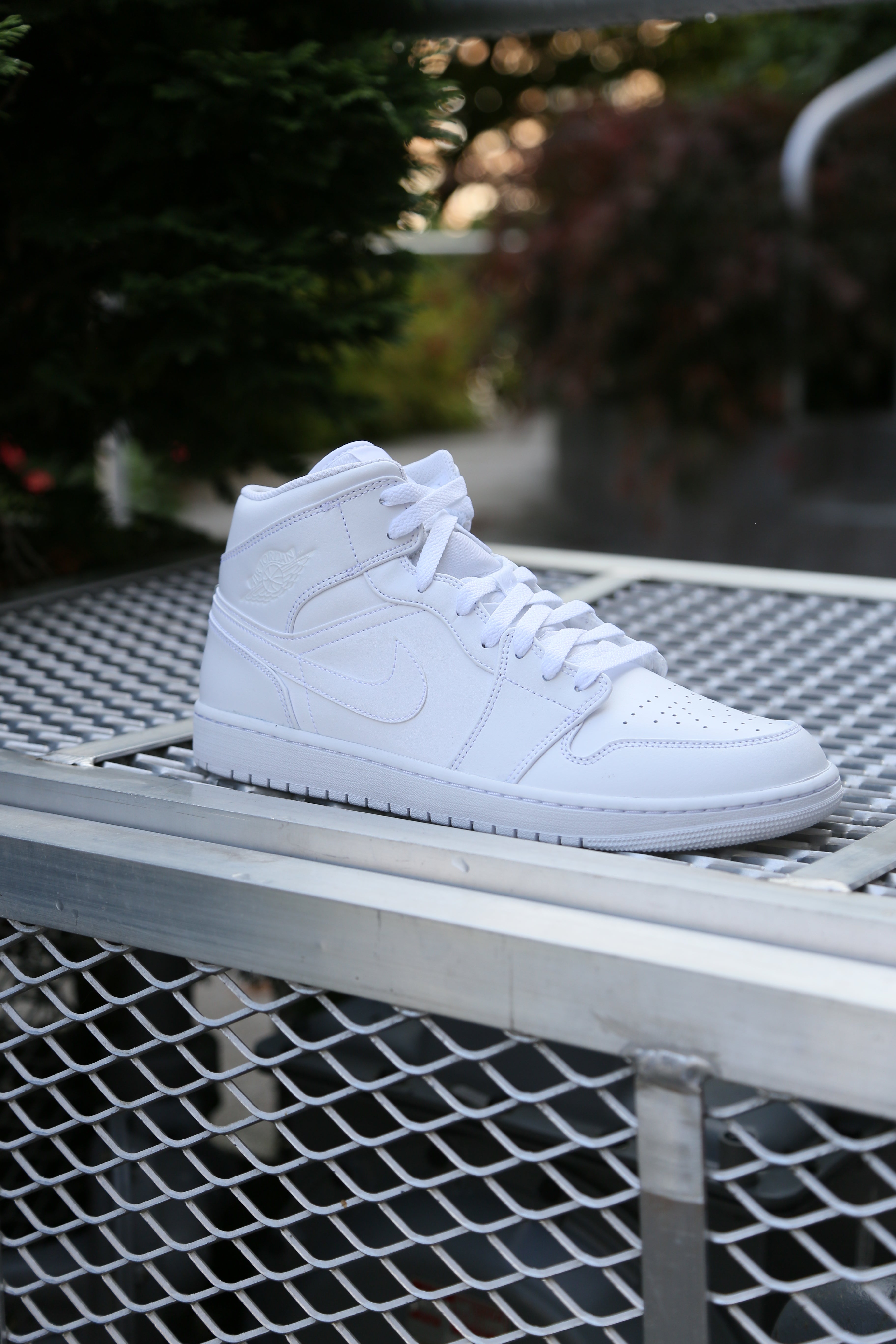 Air Jordan 1 Mid White/White