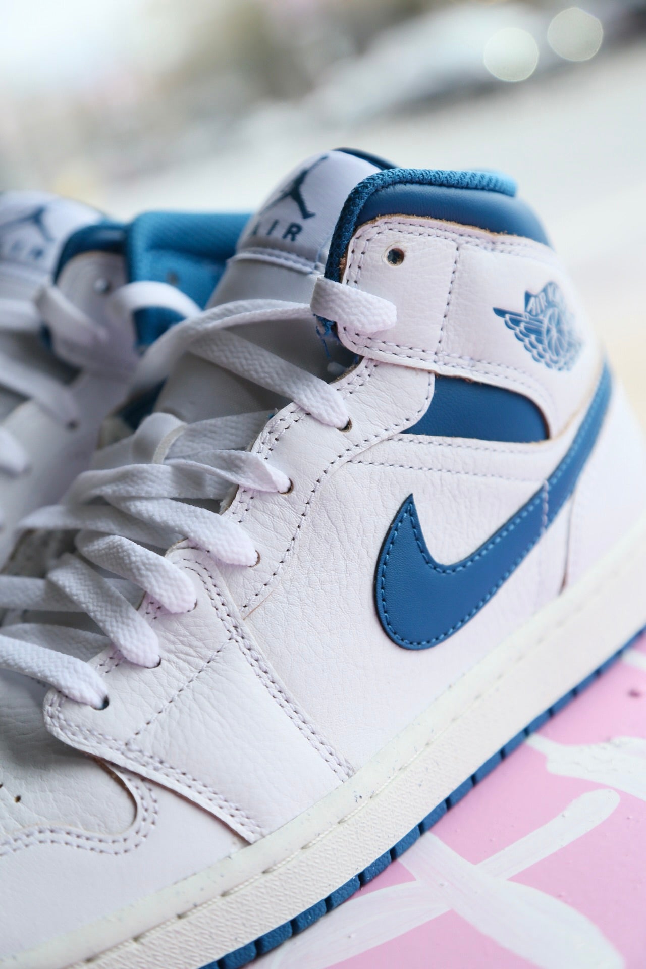 Air Jordan 1 Mid SE "Industrial Blue"