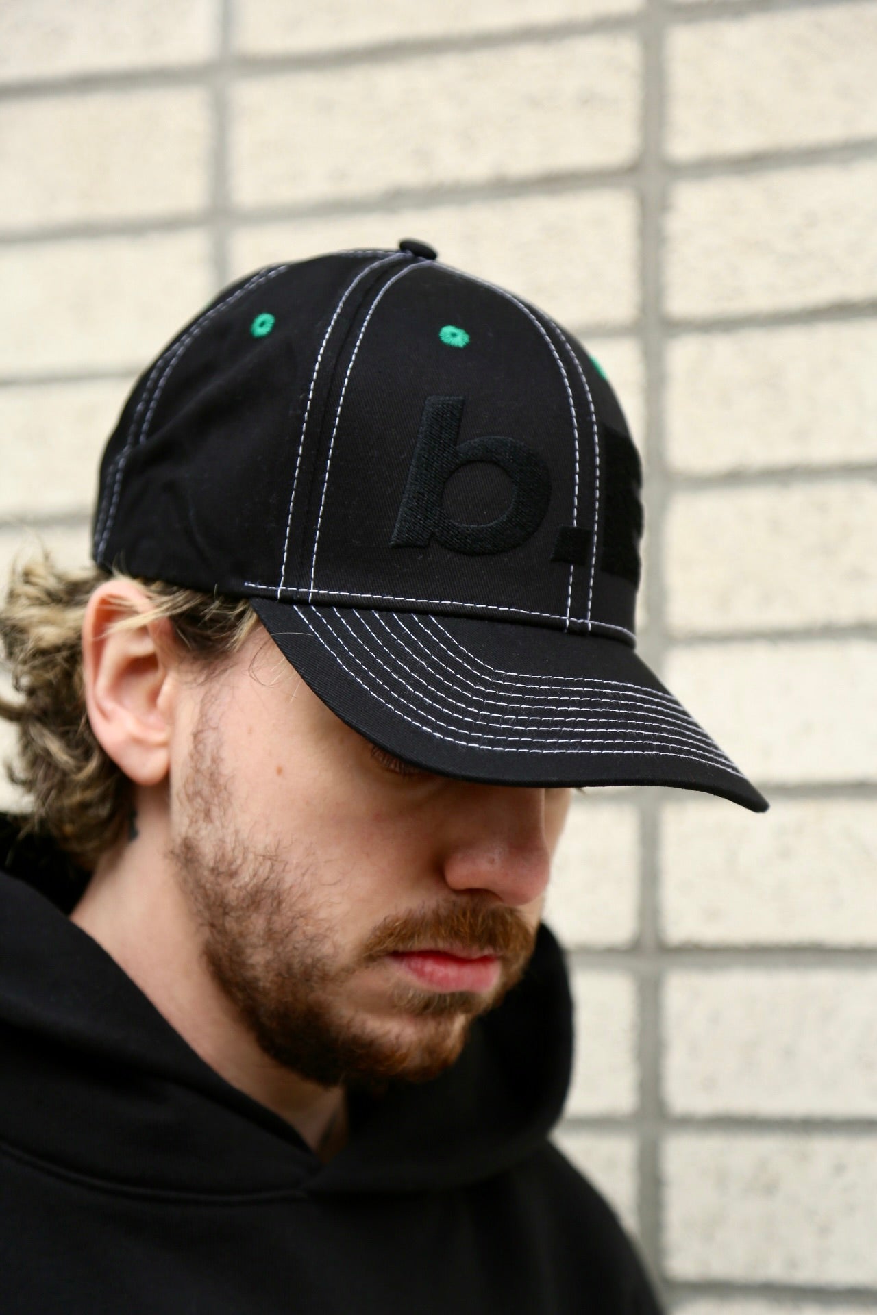 B.E Hat Black