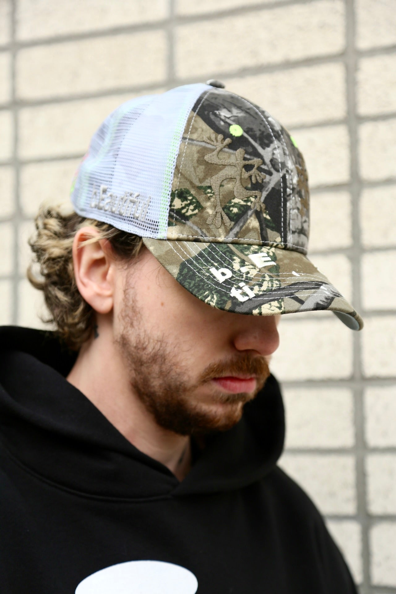 Biyu Trucker Hat Peak Camo