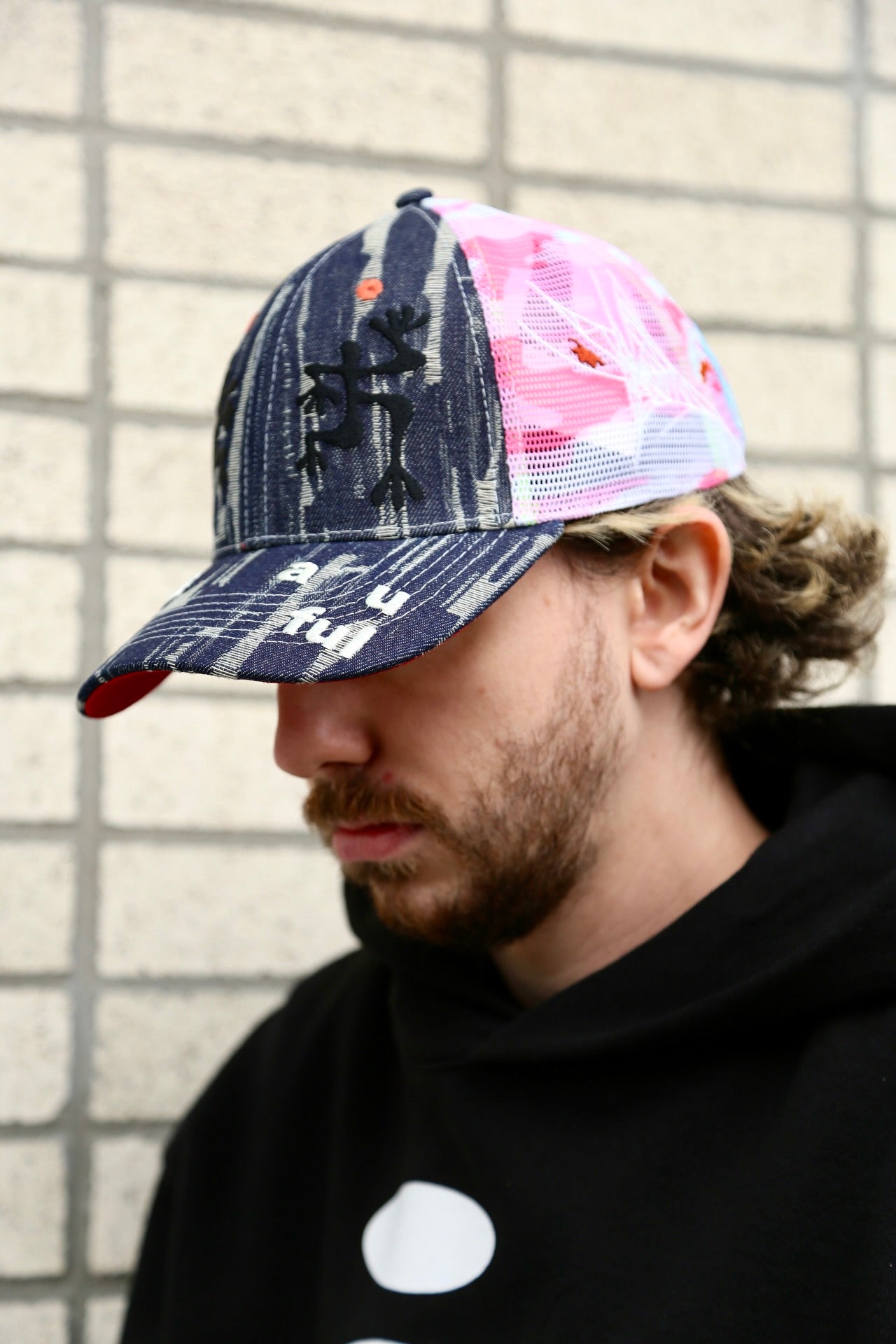 Biyu Trucker Hat Black Denim / Pink Camo