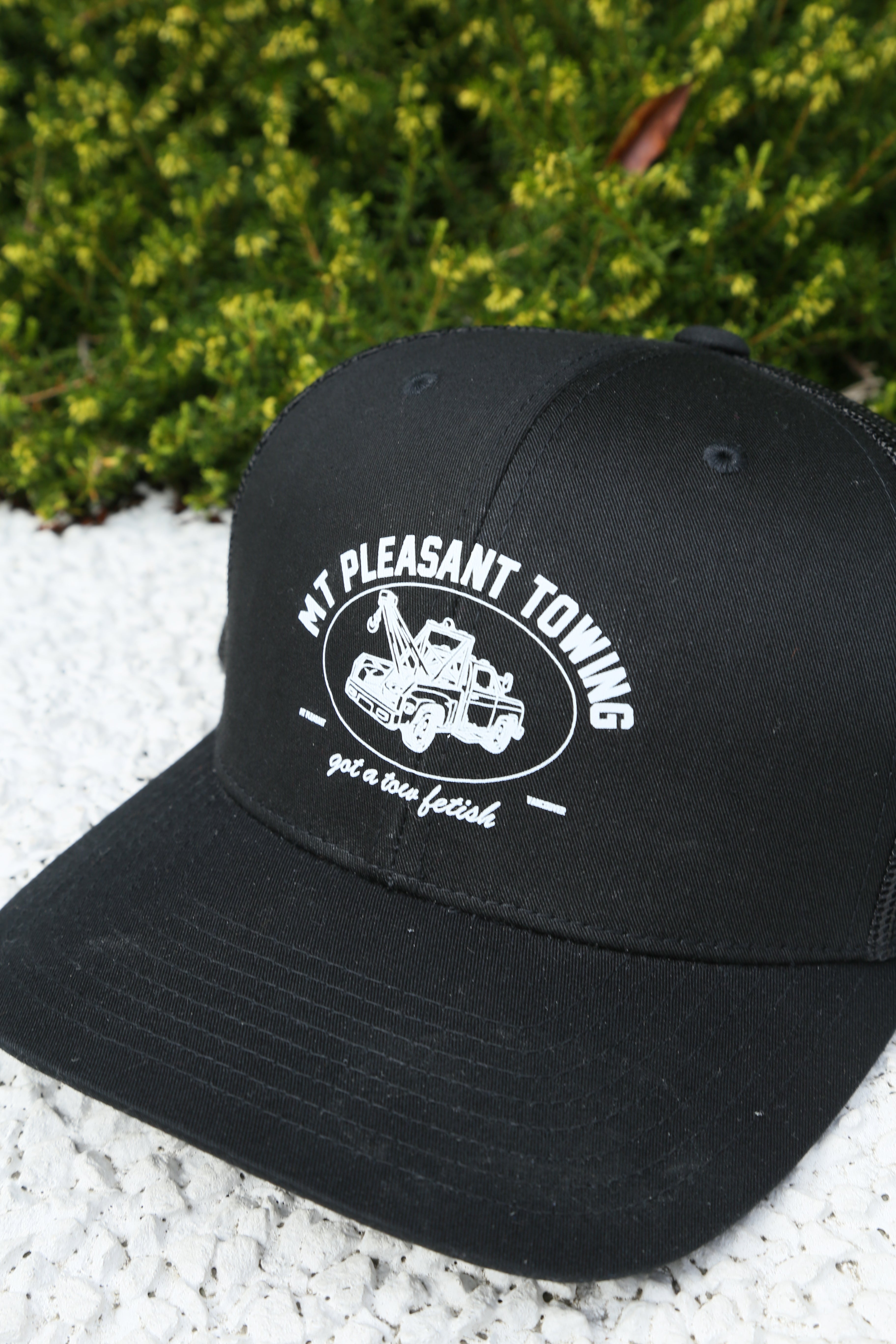 Tow Cap Mesh Trucker Black
