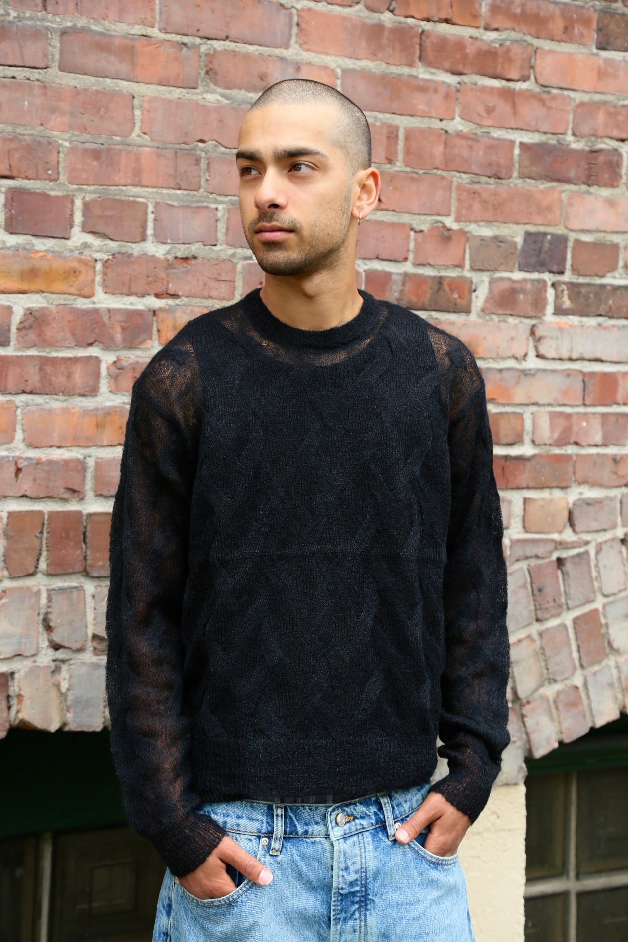 Loose Knit Cross Cable Sweater Black