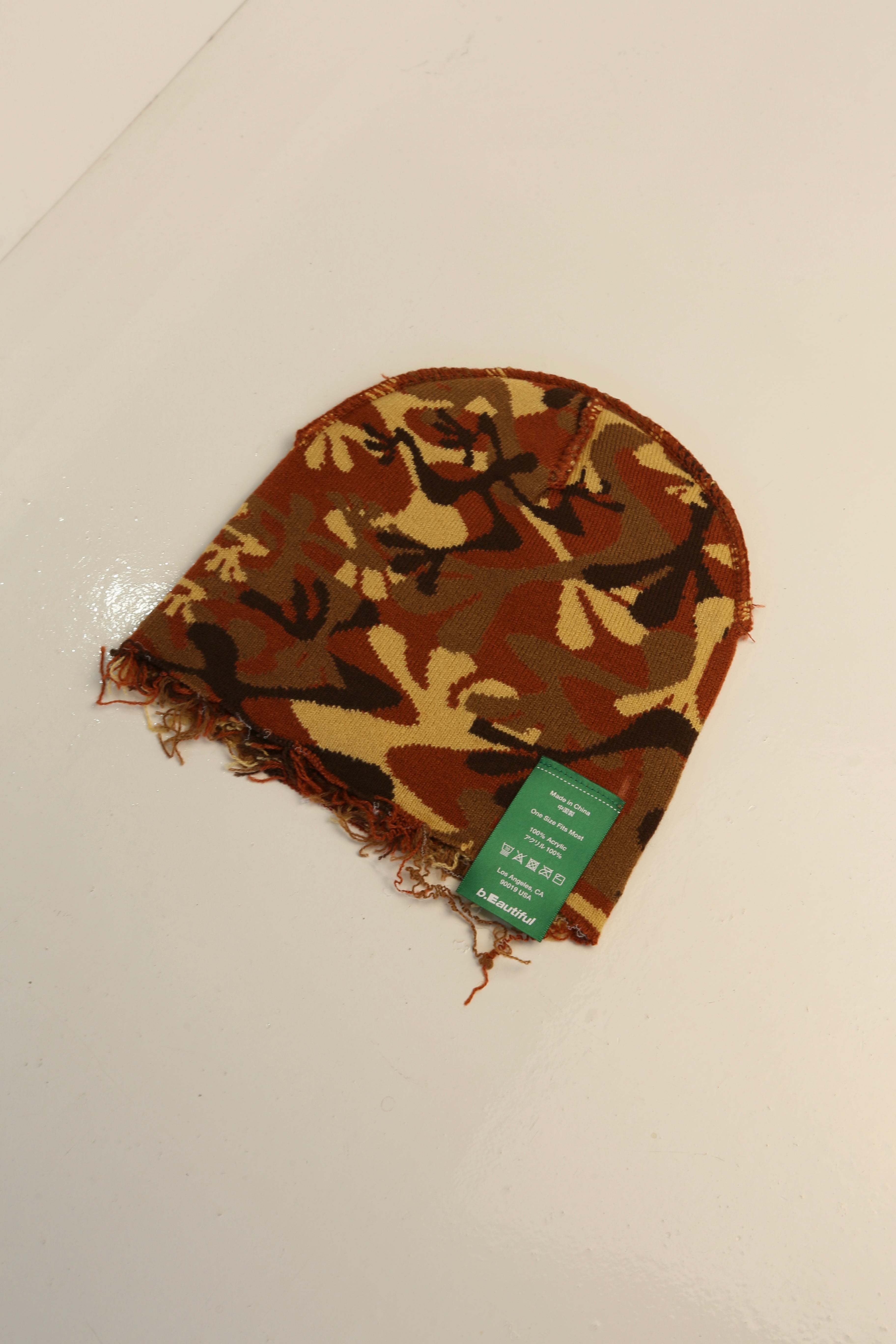 b.E Camo Beanie