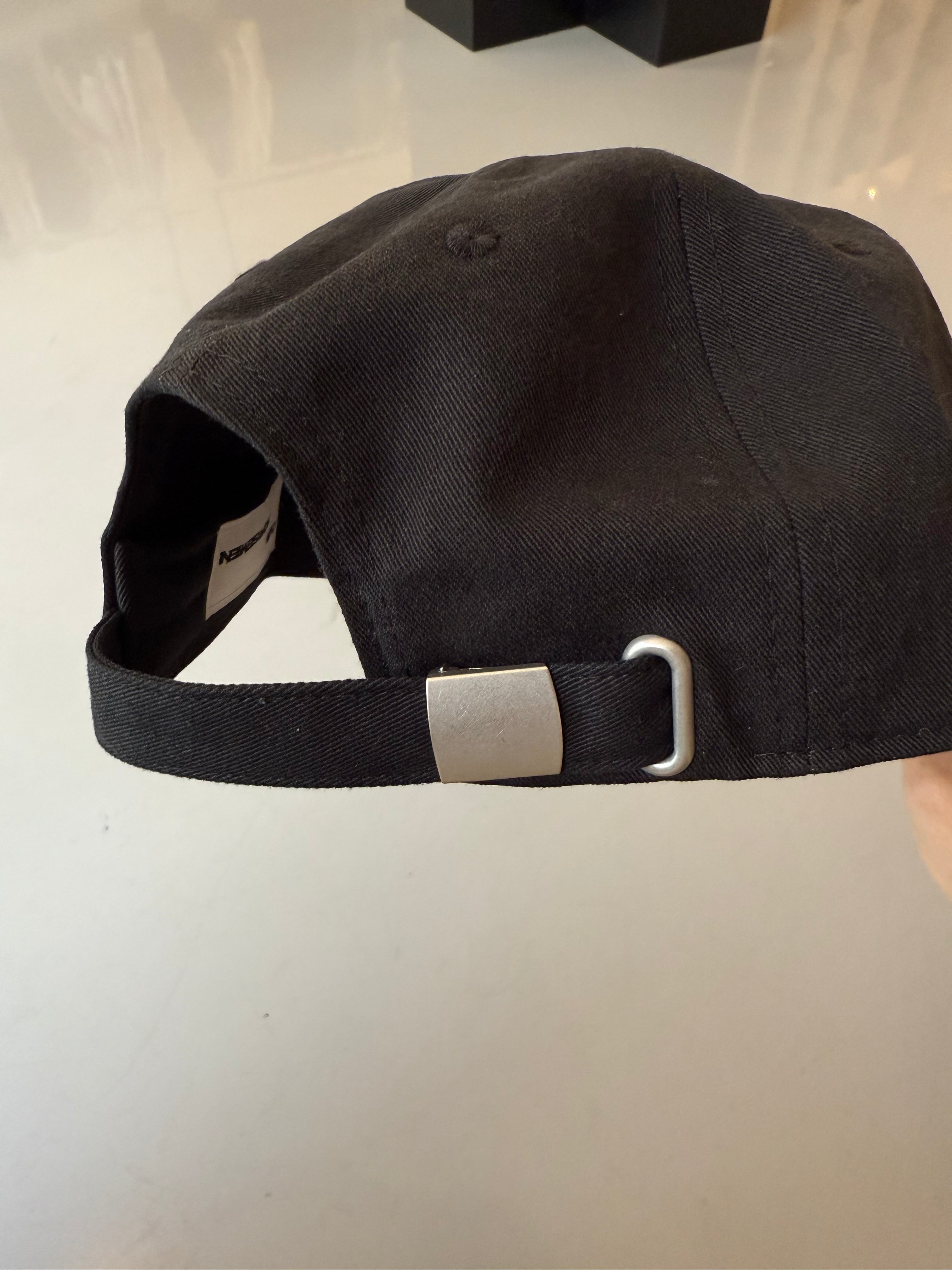 4H Downs 5 Panel Strapback Black Twill